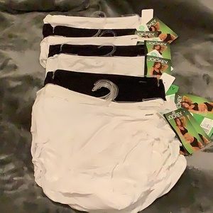 Size 8 Women’s Jockey Hip Briefs